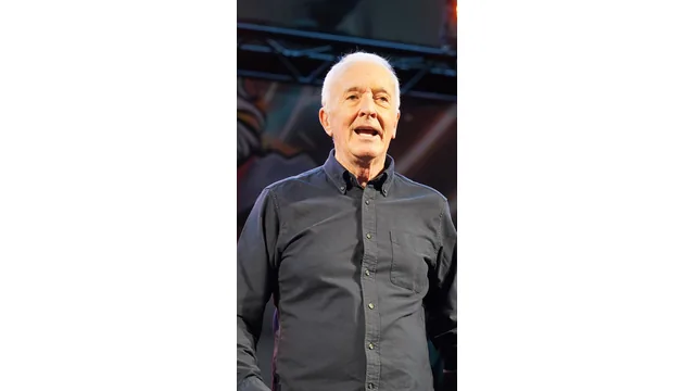 今回の中継でC-3POの声を務めるアンソニー・ダニエルズ。2025年10月26日のComic Con Brusselsで撮影された資料写真で、今回の中継の場面ではありません。